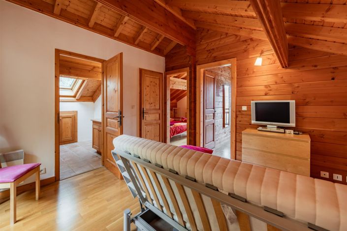 Image No.14-4 Bed House for sale