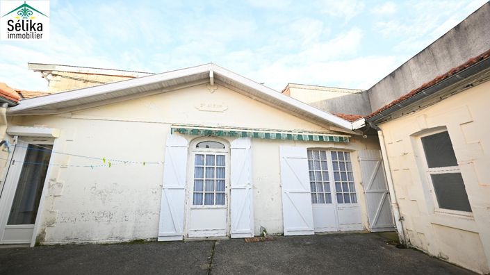 Image No.8-3 Bed House for sale