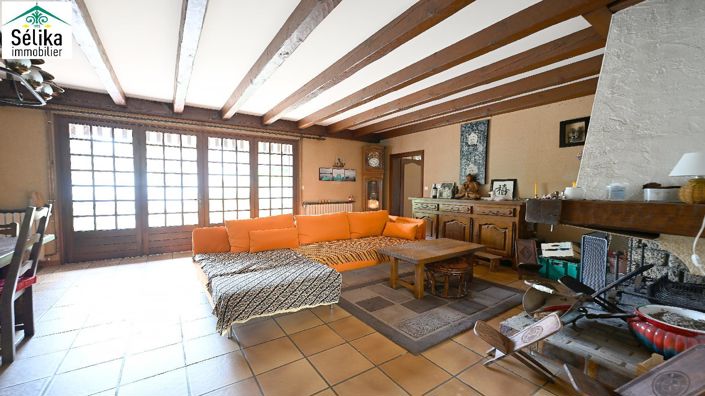 Image No.7-3 Bed House for sale