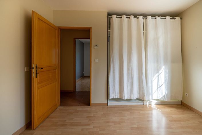 Image No.14-4 Bed House for sale