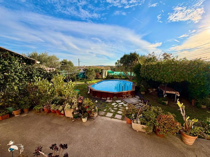 Image No.16-3 Bed House for sale