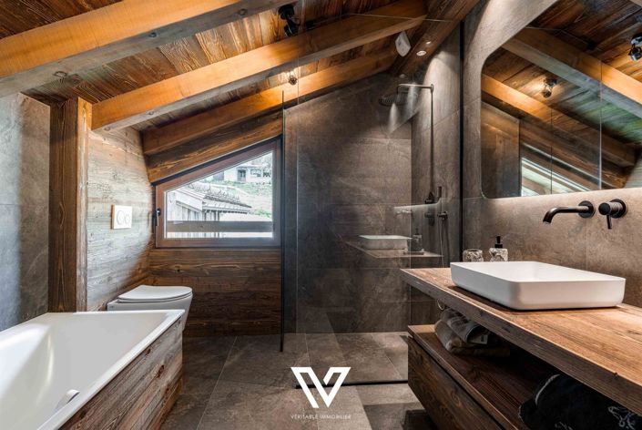 Image No.10-4 Bed Property for sale