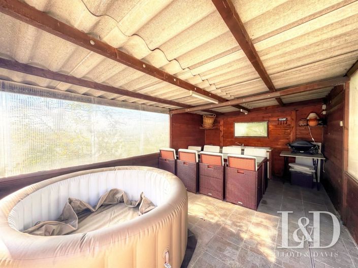 Image No.13-3 Bed House for sale