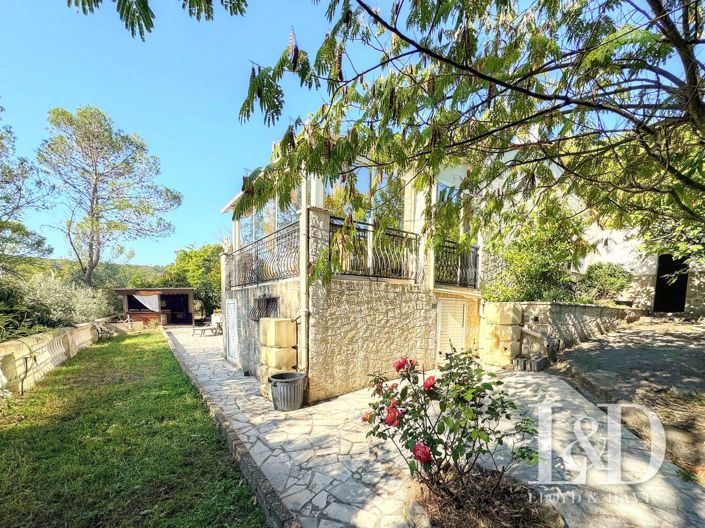 Image No.15-3 Bed House for sale