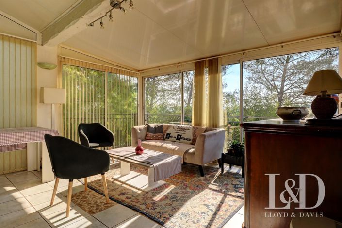 Image No.8-3 Bed House for sale