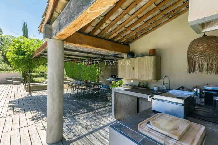 Image No.12-5 Bed House for sale