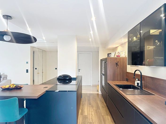 Image No.8-3 Bed Apartment for sale