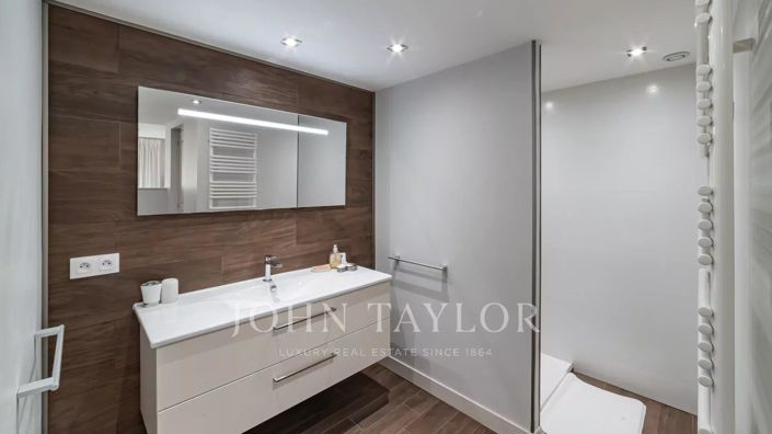 Image No.13-3 Bed House for sale