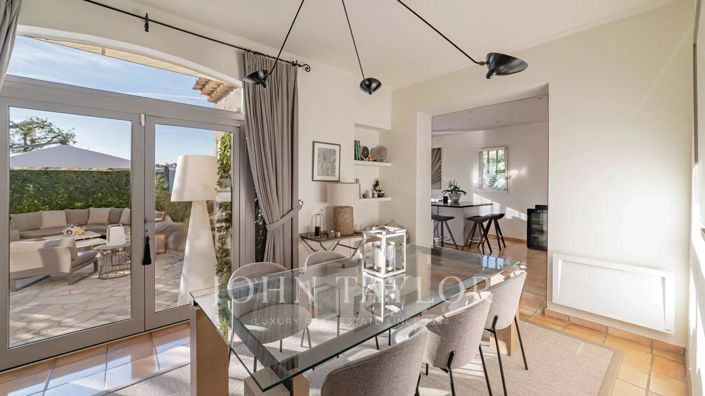 Image No.9-3 Bed House for sale