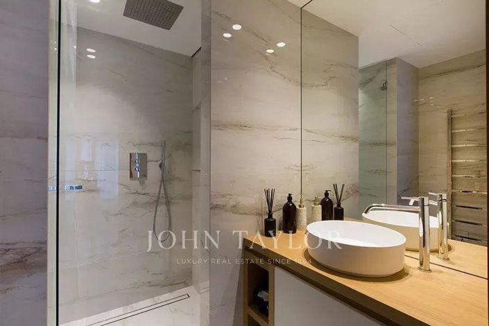 Image No.15-4 Bed Apartment for sale