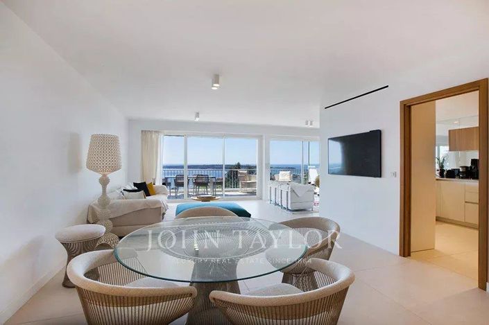 Image No.3-4 Bed Apartment for sale