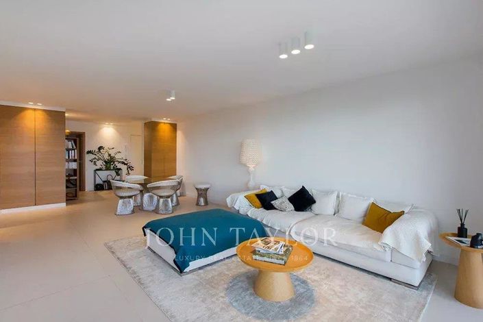 Image No.8-4 Bed Apartment for sale