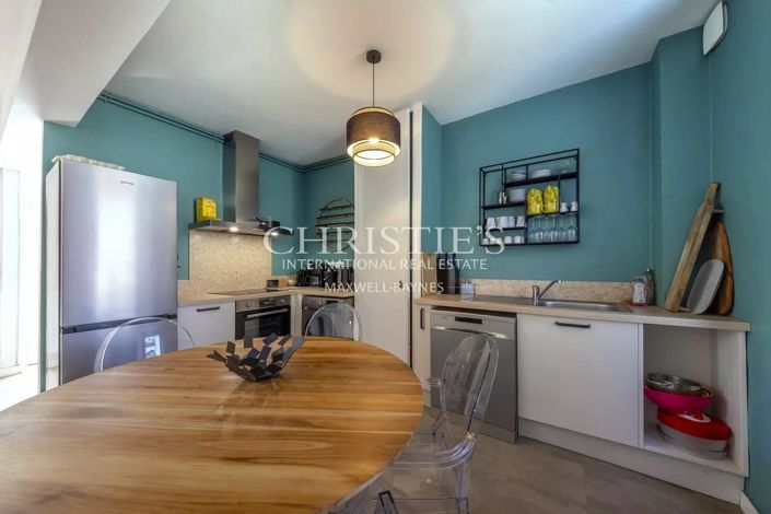 Image No.54-13 Bed House for sale