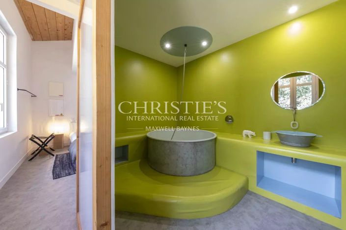 Image No.55-13 Bed House for sale