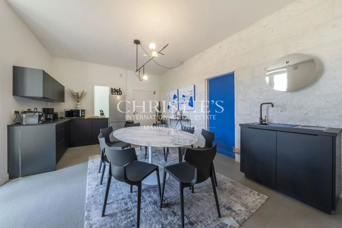 Image No.56-13 Bed House for sale