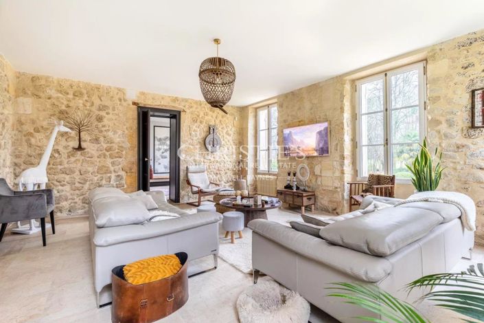 Image No.3-10 Bed House for sale