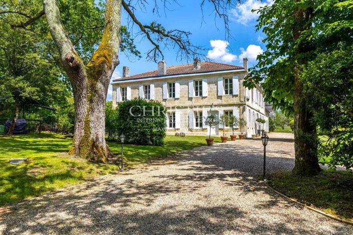 Image No.30-10 Bed House for sale