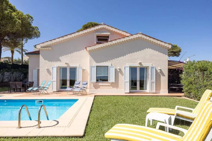 Image No.4-5 Bed House for sale