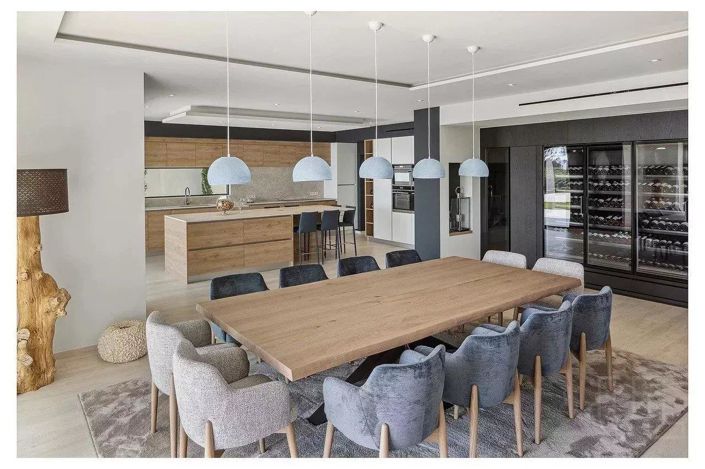 Image No.5-4 Bed House for sale