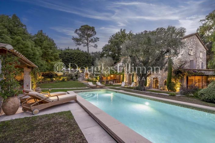 Image No.4-5 Bed House for sale