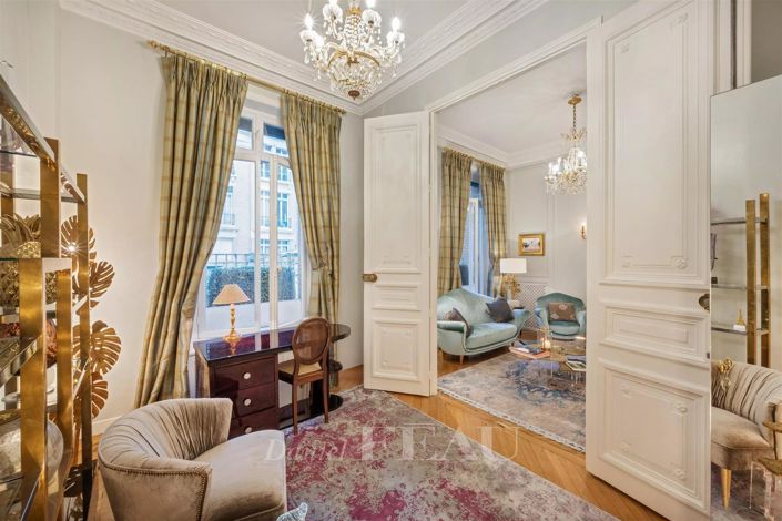 Image No.3-Appartement de 2 chambres à vendre à Paris