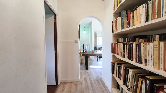 Image No.17-4 Bed House for sale