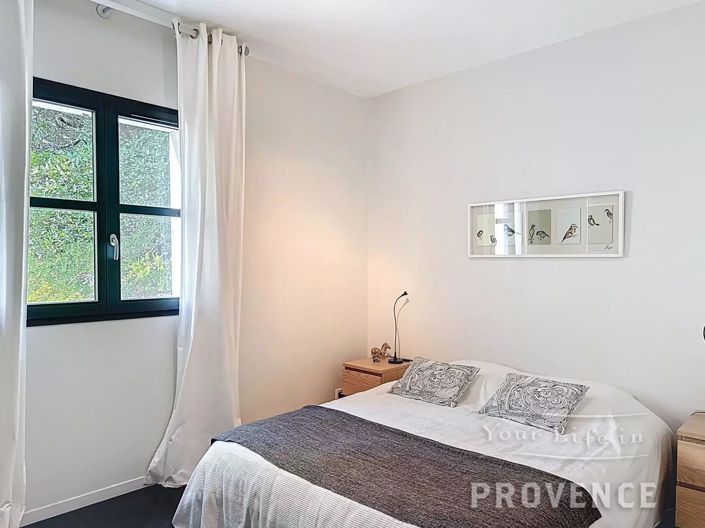 Image No.15-3 Bed House for sale