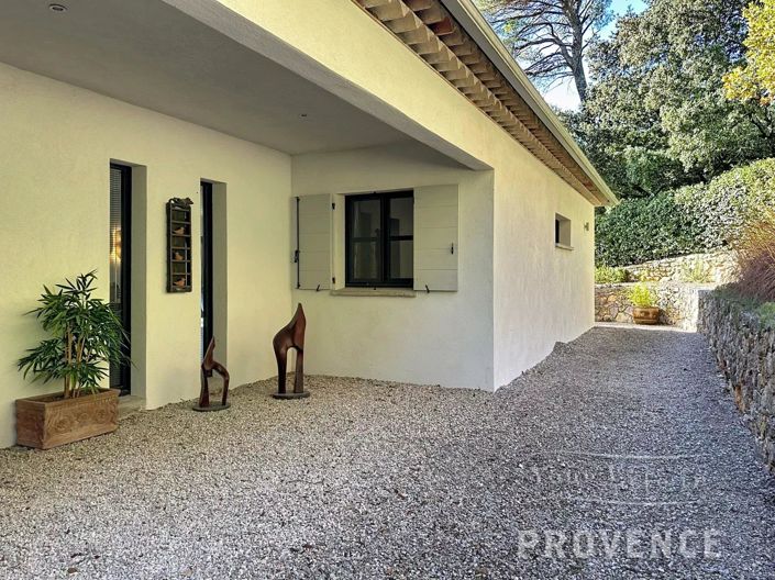 Image No.18-3 Bed House for sale