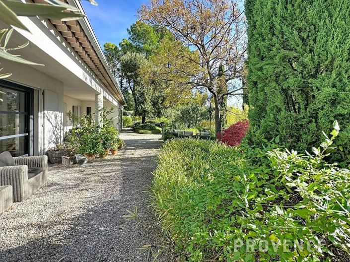 Image No.3-3 Bed House for sale