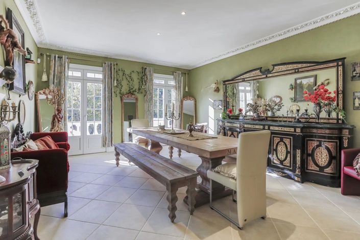 Image No.5-4 Bed House for sale