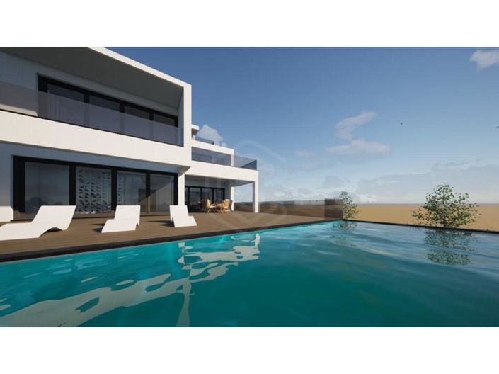 Image No.1-4 Bed House for sale