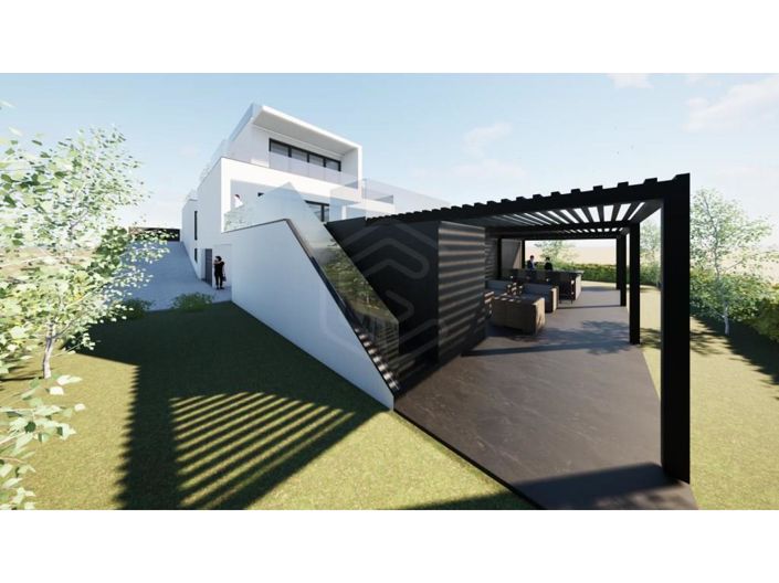 Image No.15-4 Bed House for sale