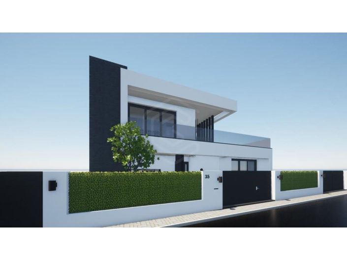 Image No.17-4 Bed House for sale