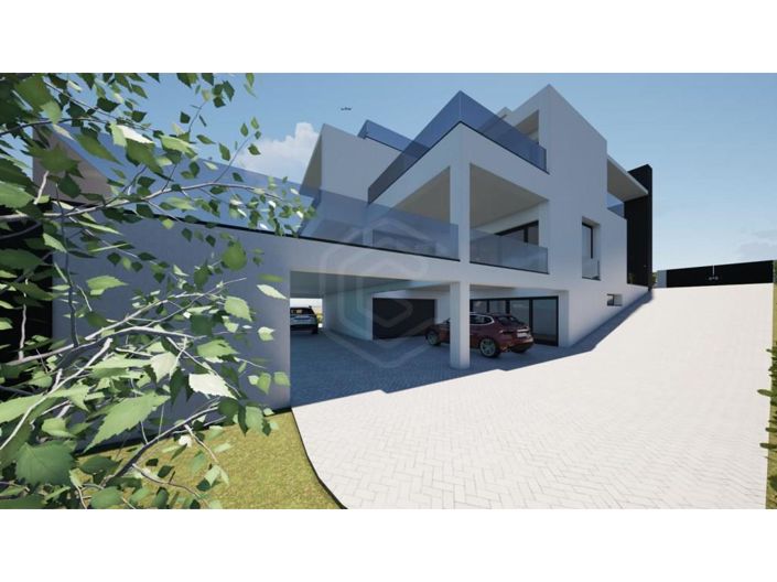 Image No.22-4 Bed House for sale