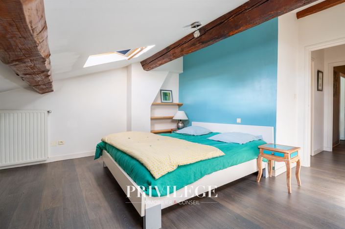 Image No.21-7 Bed House for sale