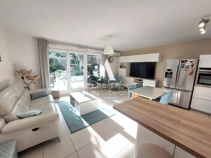 Image No.10-2 Bed Apartment for sale