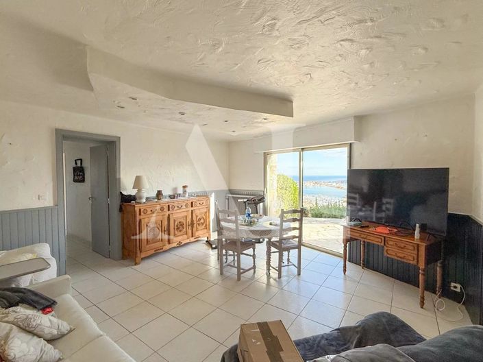 Image No.11-House for sale