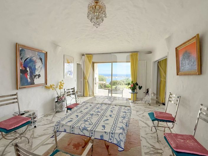 Image No.5-House for sale