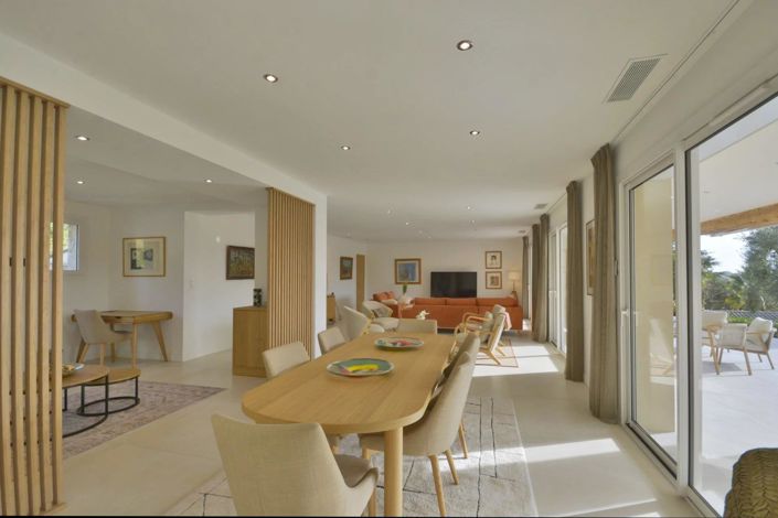 Image No.13-5 Bed House for sale