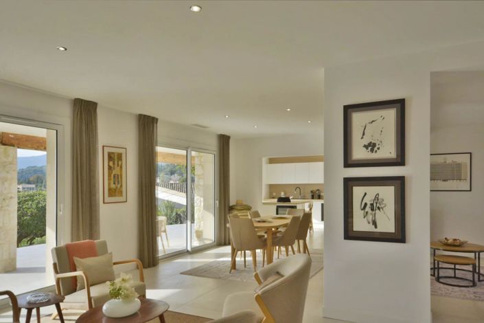 Image No.16-5 Bed House for sale