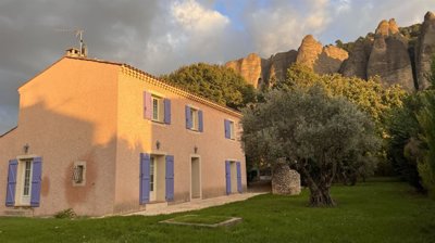 1 - Les Mées, Maison