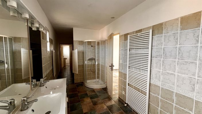 Image No.14-3 Bed House for sale