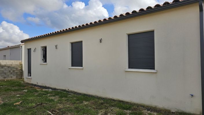 Image No.15-3 Bed House for sale