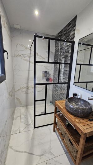 Image No.9-3 Bed House for sale