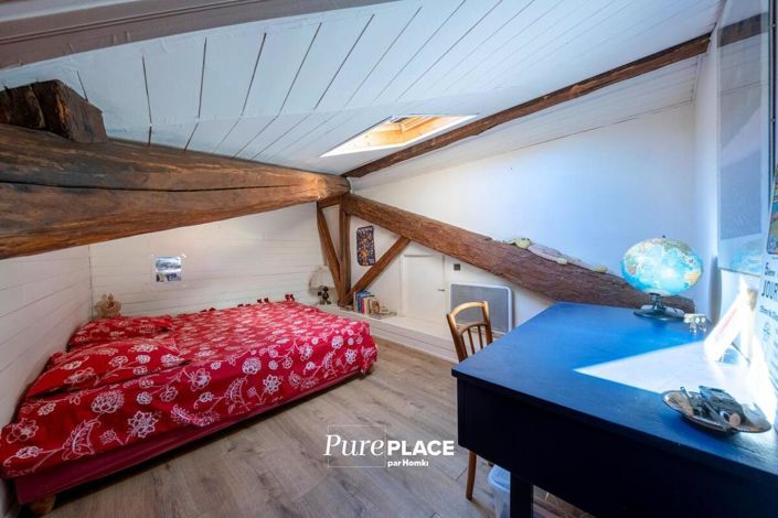 Image No.18-5 Bed House for sale