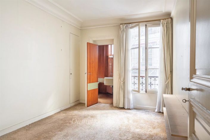 Image No.12-5 Bed Apartment for sale