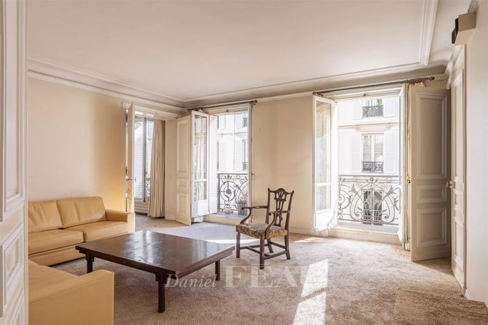 Image No.7-5 Bed Apartment for sale