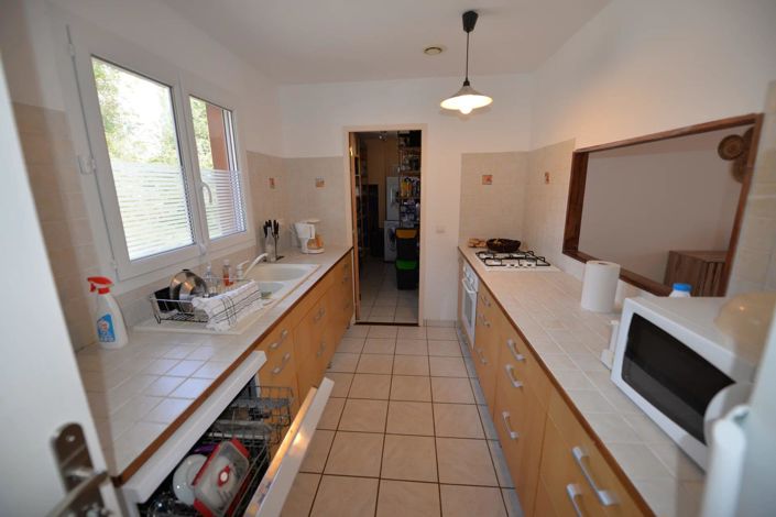 Image No.8-3 Bed House for sale