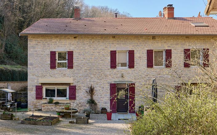 Image No.2-7 Bed Property for sale