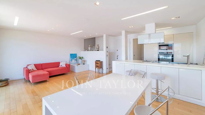 Image No.5-4 Bed Apartment for sale